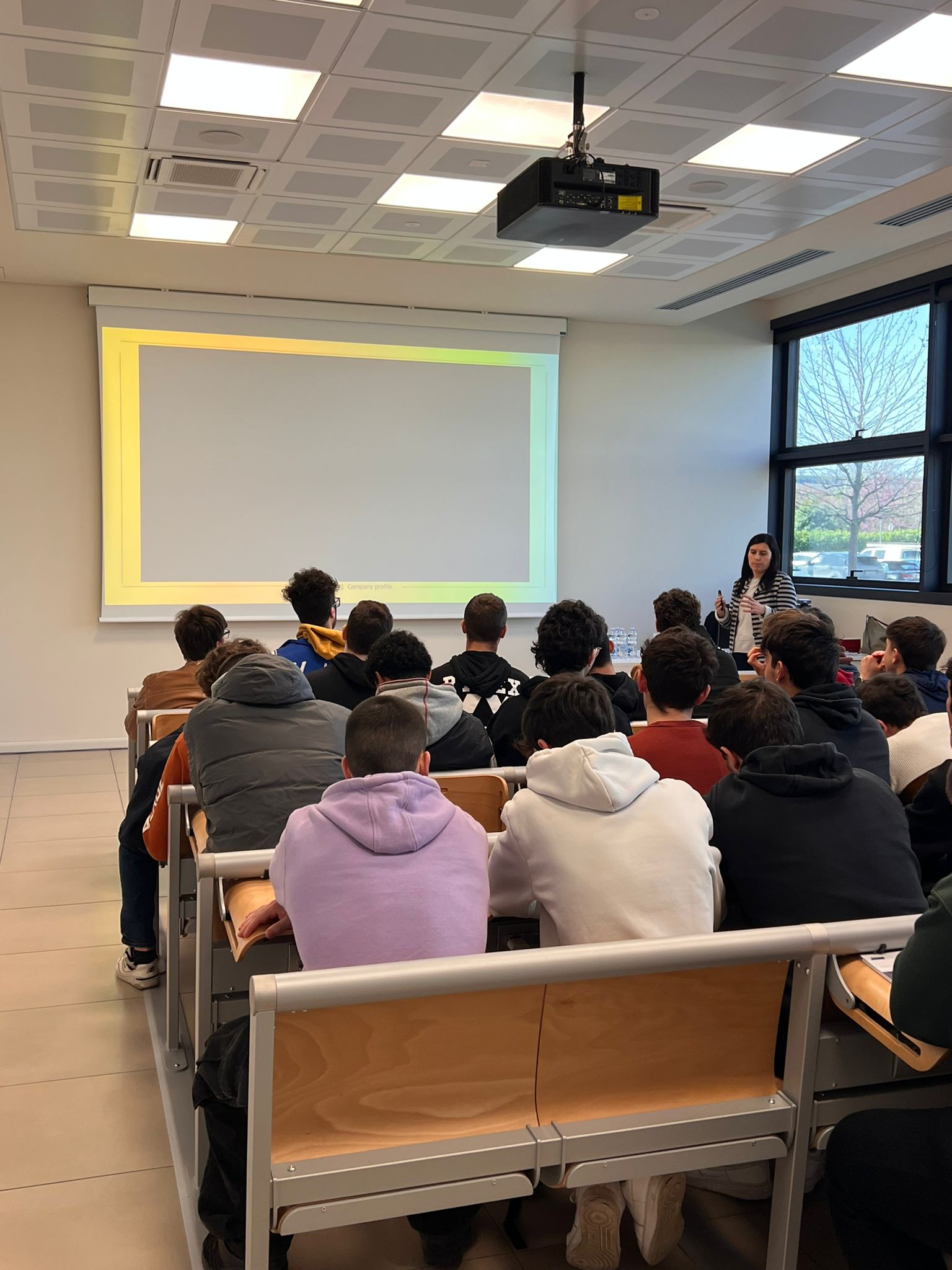  ICEL ACADEMY: UN PONTE TRA FORMAZIONE E INNOVAZIONE NEL CORSO DI MECCATRONICA DI LUGO 